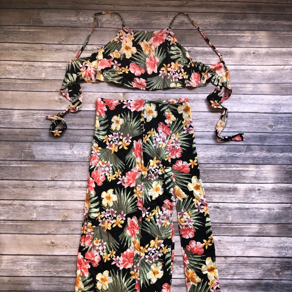 Two piece tropical skirt set.